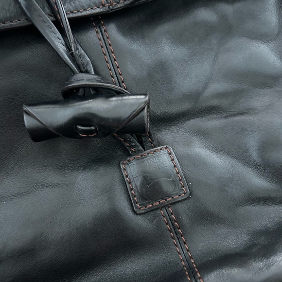 Dooney & Bourke Medium Florentine Black Leather Toggle Crossbody - Picture 3 of 7